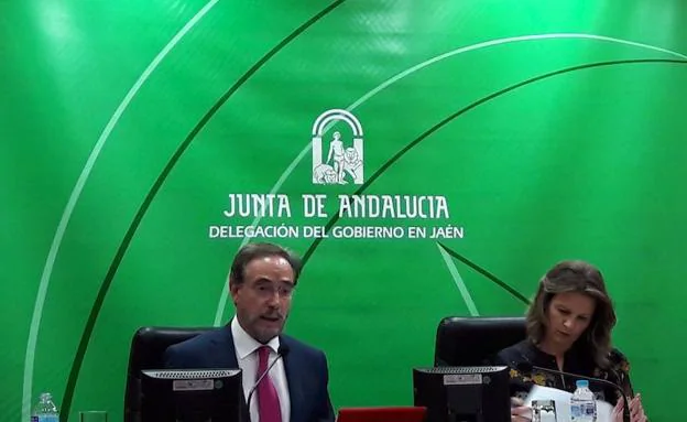 La Junta hará una "última propuesta" para que el tranvía circule