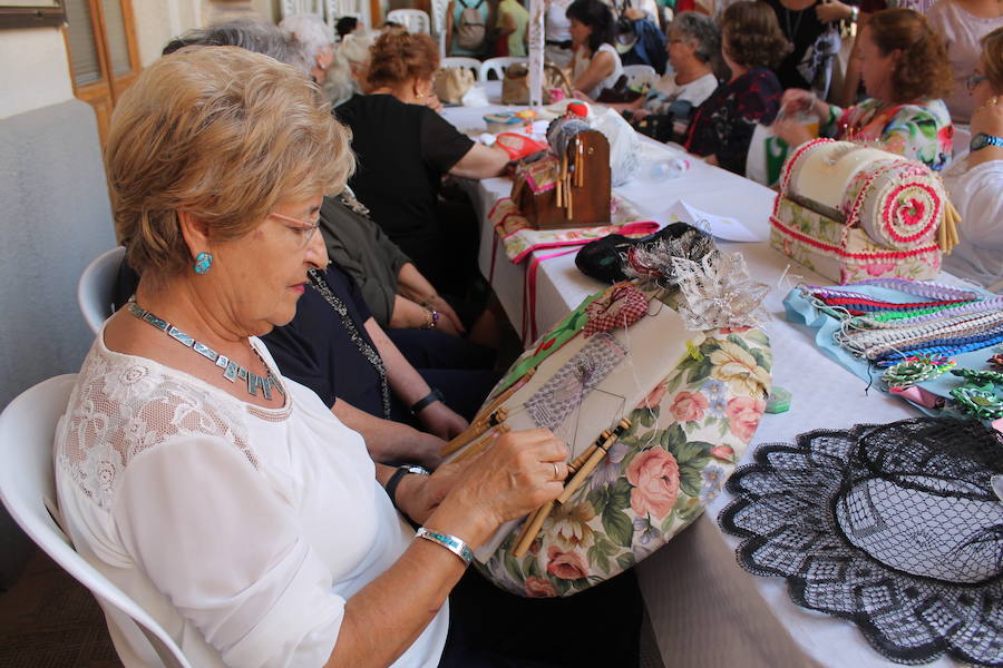 La segunda jornada de la Feria de San Lucas ha traído consigo bailes, teatro y música en las calles del centro jienense
