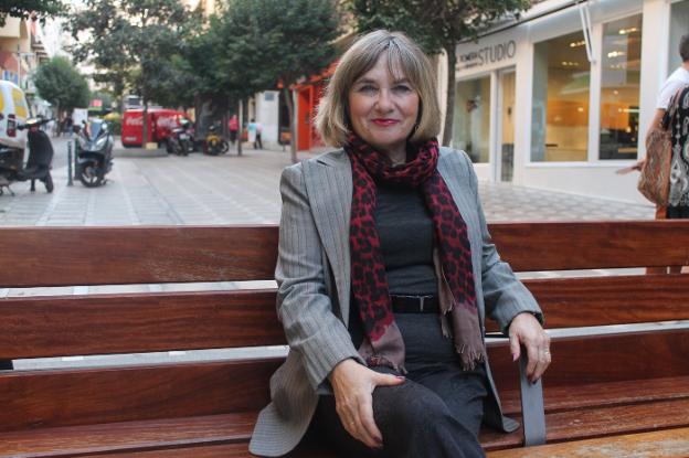 Adela Tarifa, catedrática de Geografía e Historia y consejera directora del IEG.