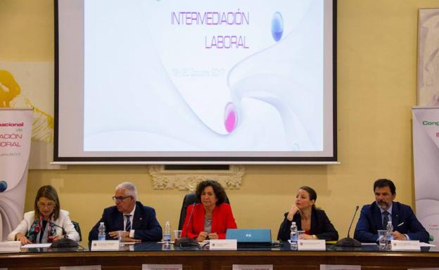 La UGR celebra el Congreso Internacional de Intermediación Laboral en el 20 aniversario de la Agencia de Colocación