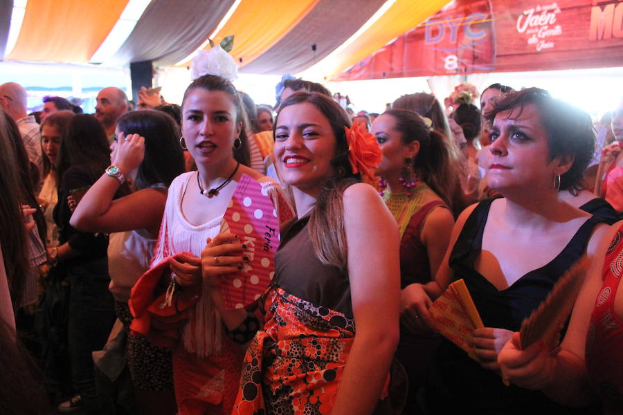 La jornada dio de sí. En familia, con los amigos o en pareja. Los encuentros fraternales siguieron en el ferial como el de la Asociación Jacobea