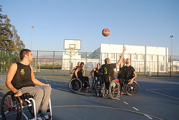 El equipo jugará esta temporada sus partidos como local en el pabellón de la Ciudad Deportiva de Armilla.
