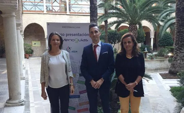 Cerca de 150 profesionales sanitarios asisten en Jaén a un curso sobre la menopausia y el climaterio