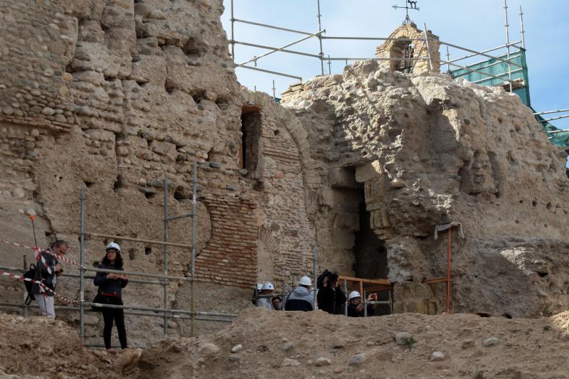 Una muralla &#039;escondida&#039; en el Albaicín