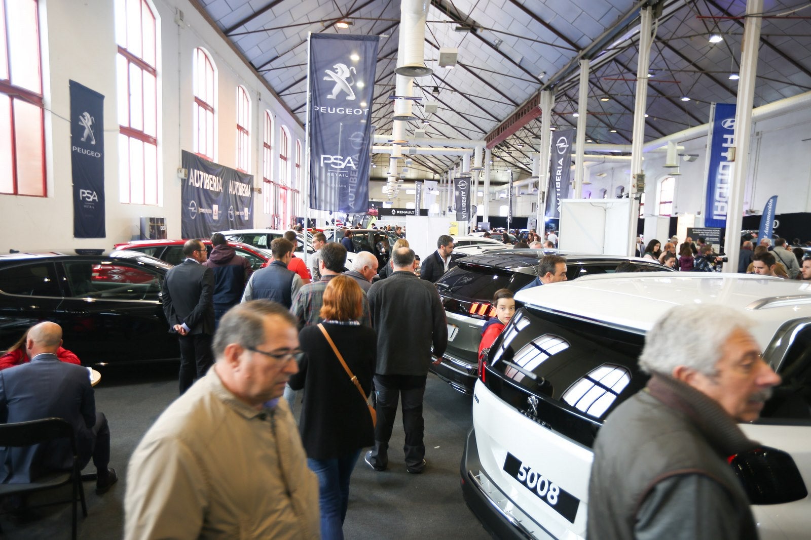 IDEAL ponía ayer punto y final al mayor certamen dedicado al mundo del automóvil de la provincia