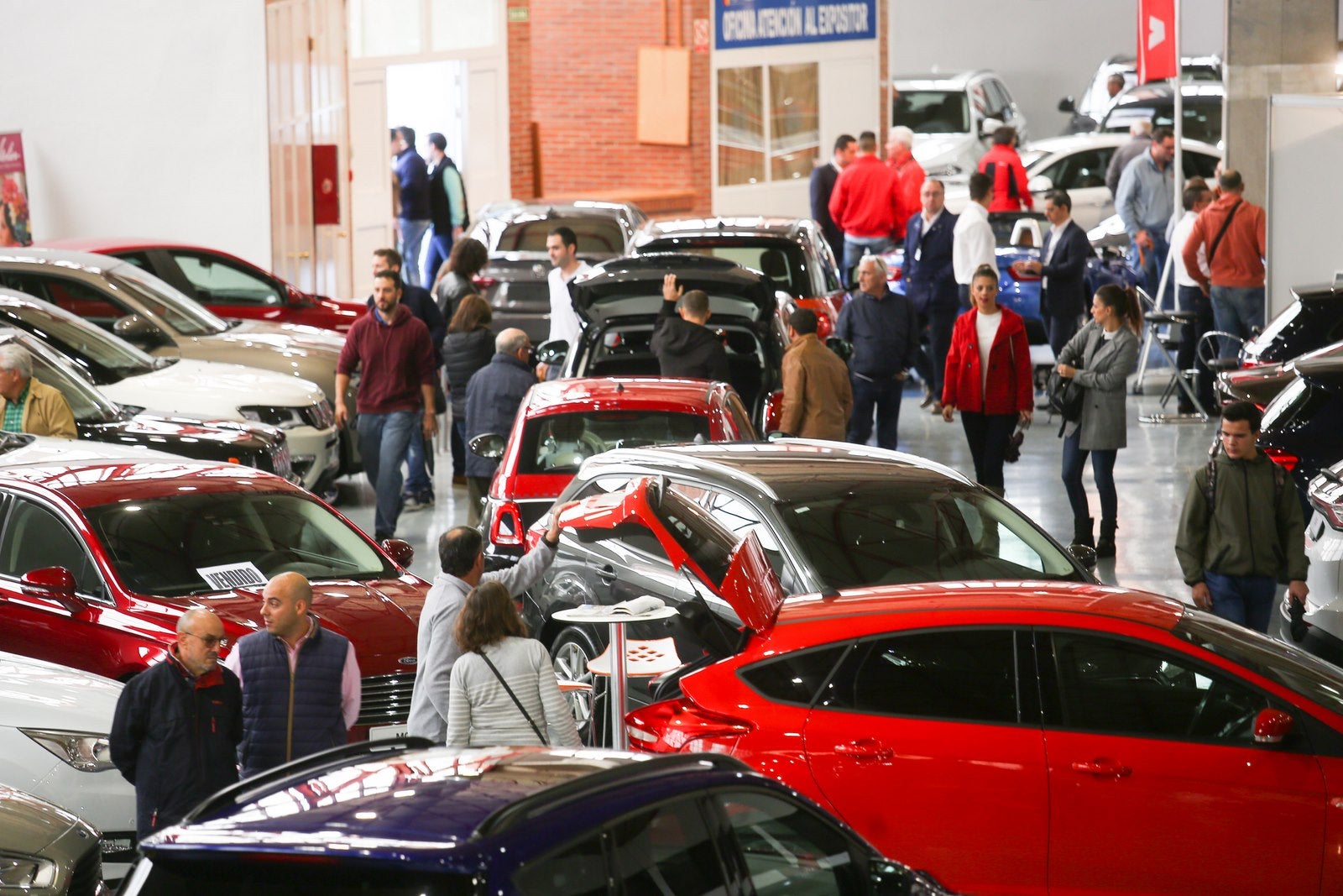 IDEAL ponía ayer punto y final al mayor certamen dedicado al mundo del automóvil de la provincia