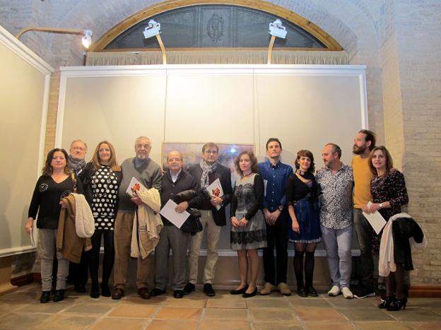 Organizadores y artistas implicados en la exposición que se exhibe en Diputación.