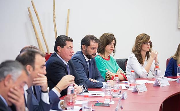 Una llamada a la concentración empresarial