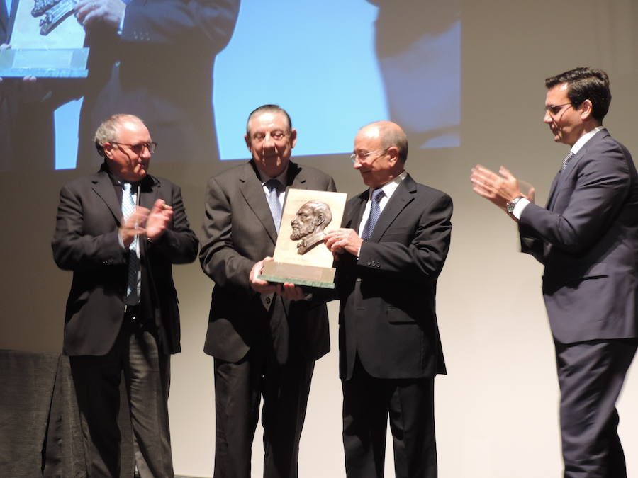 La Federación de Hostelería de Granada entrega sus premios anuales en recuerdo al Duque de San Pedro de Galatino