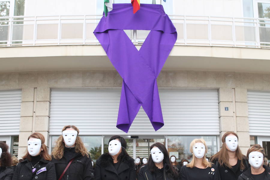 La Comisión por la Igualdad de Jaén recordó a las 78 mujeres asesinas en el último año