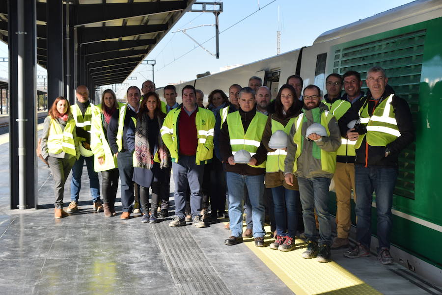 El tren laboratorio de Adif hace el recorrido Antequera - Granada