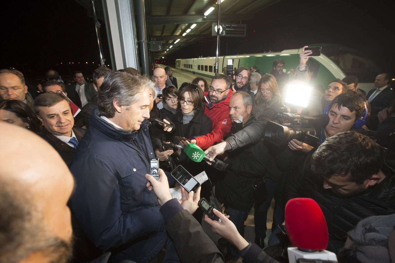 Íñigo de la Serna da por comenzadas las pruebas del AVE de Granada