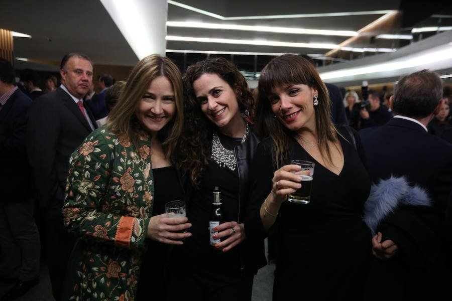 En buena compañía tras la entrega de los premios IDEALES