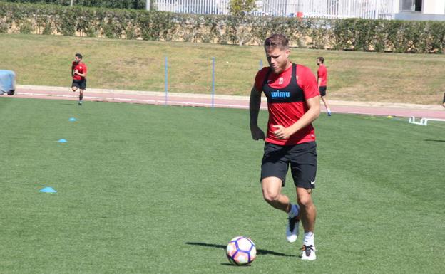 Jorge Morcillo entrena con el dispositivo. 