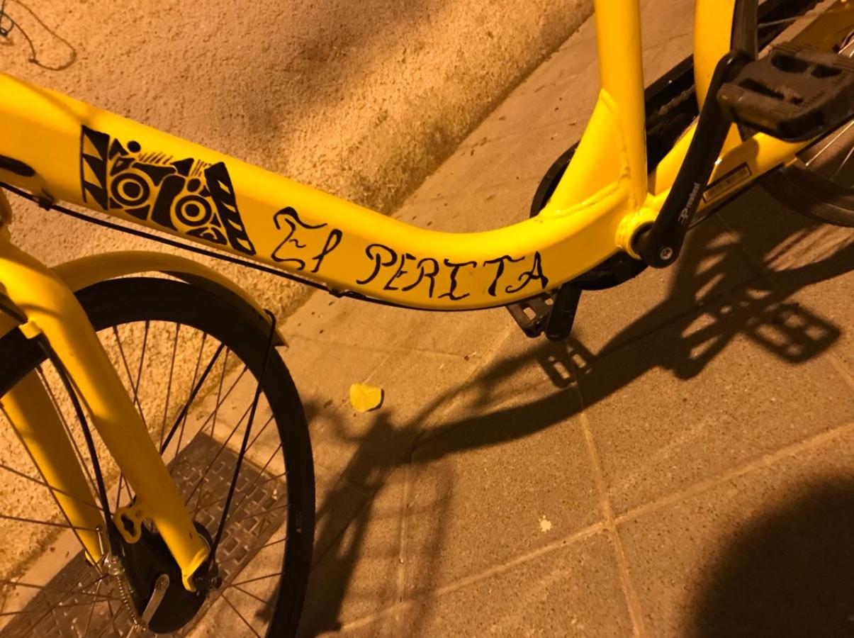 Los servicios de alquiler de bicicletas de la capital sufren varios incidentes en las últimas semanas