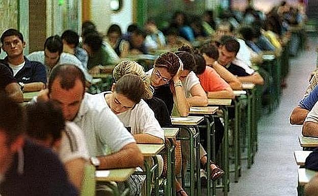 Consulta las 24.000 plazas que salen a oposición en Andalucía para maestros y profesores hasta 2022