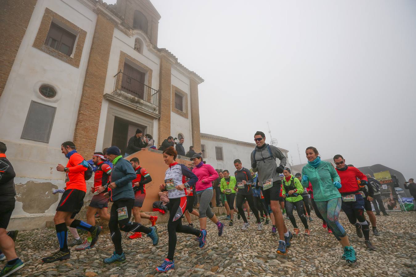 Búscate en el álbum de la última carrera del año