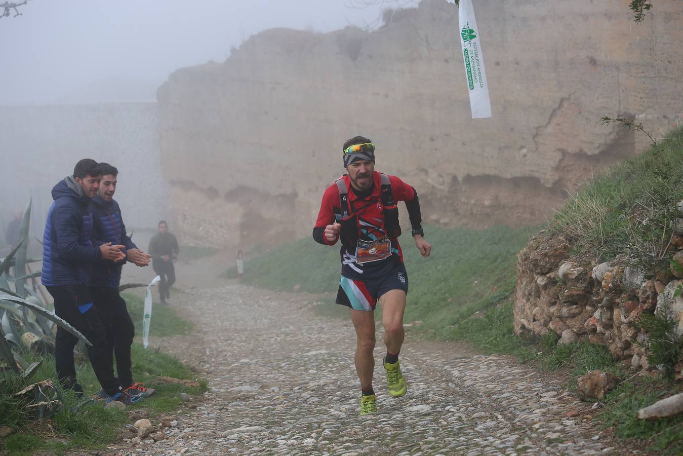 Búscate en el álbum de la última carrera del año
