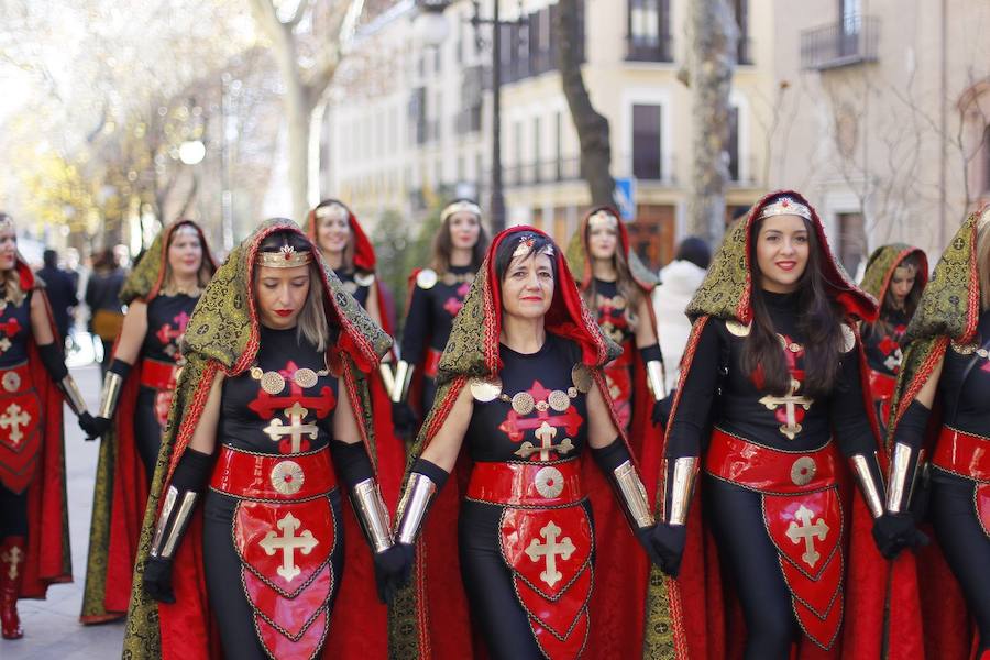 Escenifica tras el acto protocolario la rendición de Boabdil y la entrega de las llaves de la ciudad