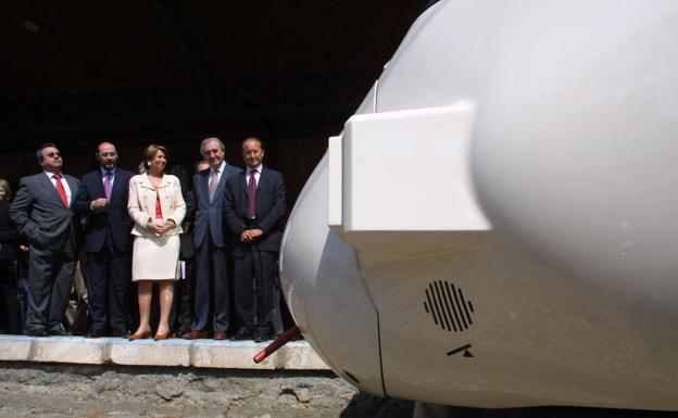 Presentación en 2005 en Almería del tren que la uniría con Granada y Sevilla.