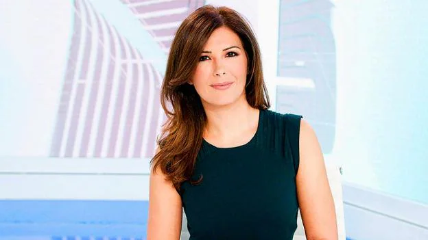 Lara Siscar, presentadora del 24 horas.