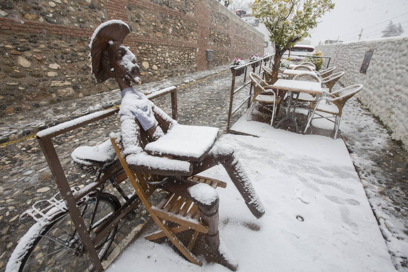 Granada lució de blanco el día de Reyes