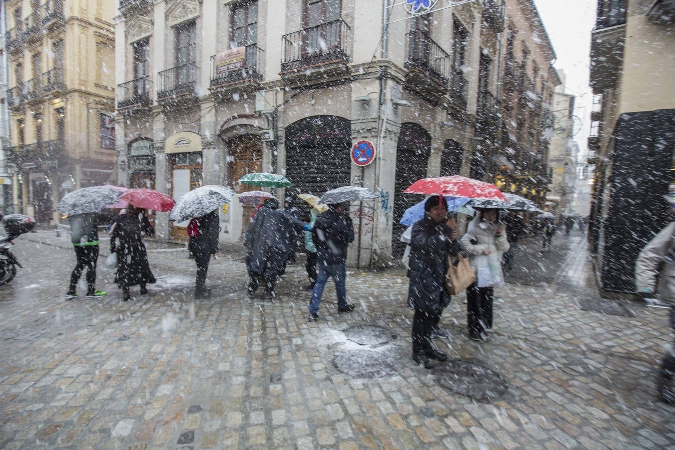 Granada lució de blanco el día de Reyes