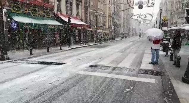 Día de Reyes teñido de blanco en la capital