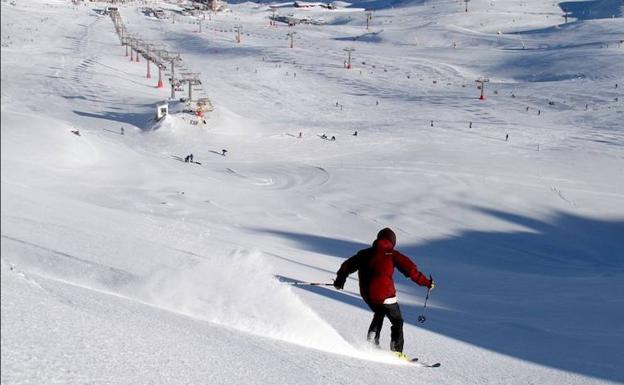 Sierra Nevada cierra la Navidad con un aumento de la superficie esquiable