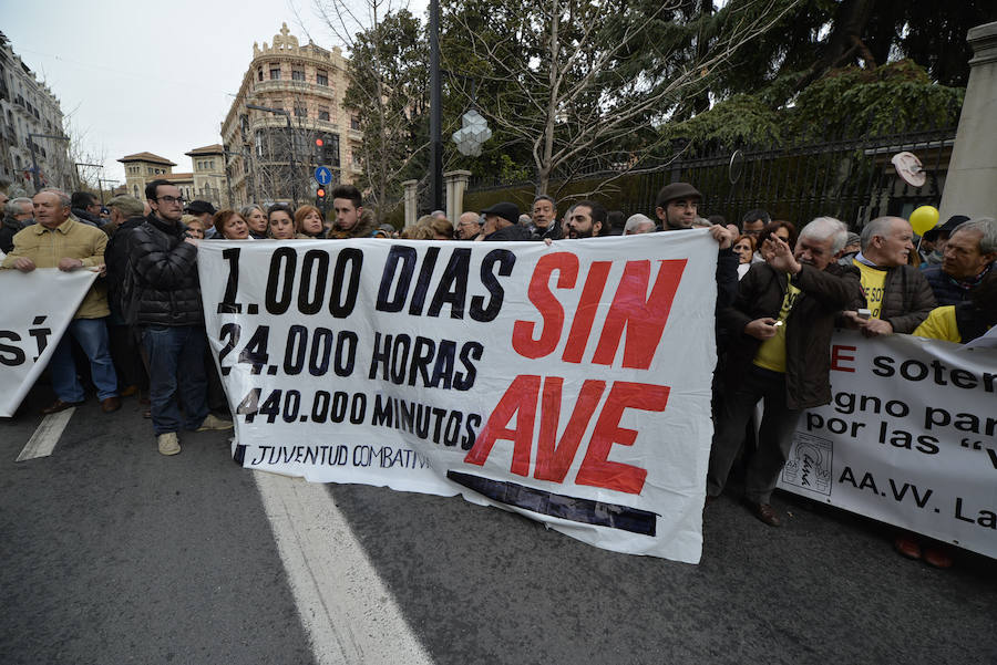 Manifestación contra el aislamiento ferroviario