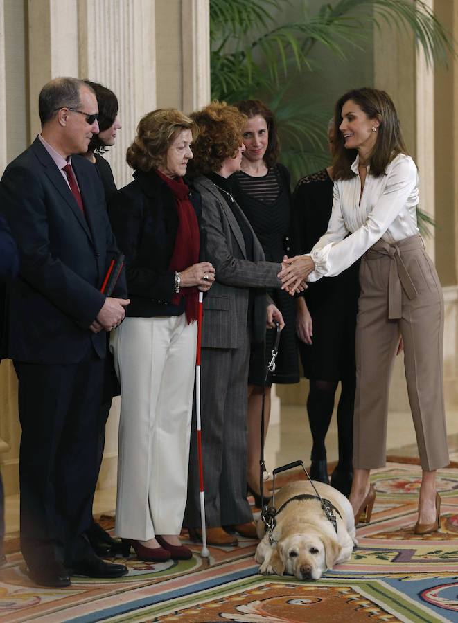 El pantalón de la Reina Letizia del que todo el mundo habla