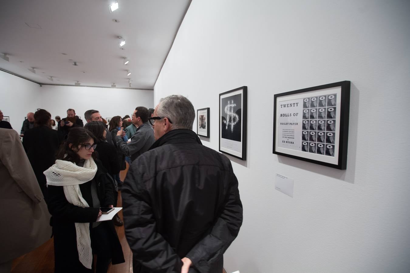 El museo acoge una retrospectiva del artista estadounidense que presentó batalla a la dictadura del instante decisivo