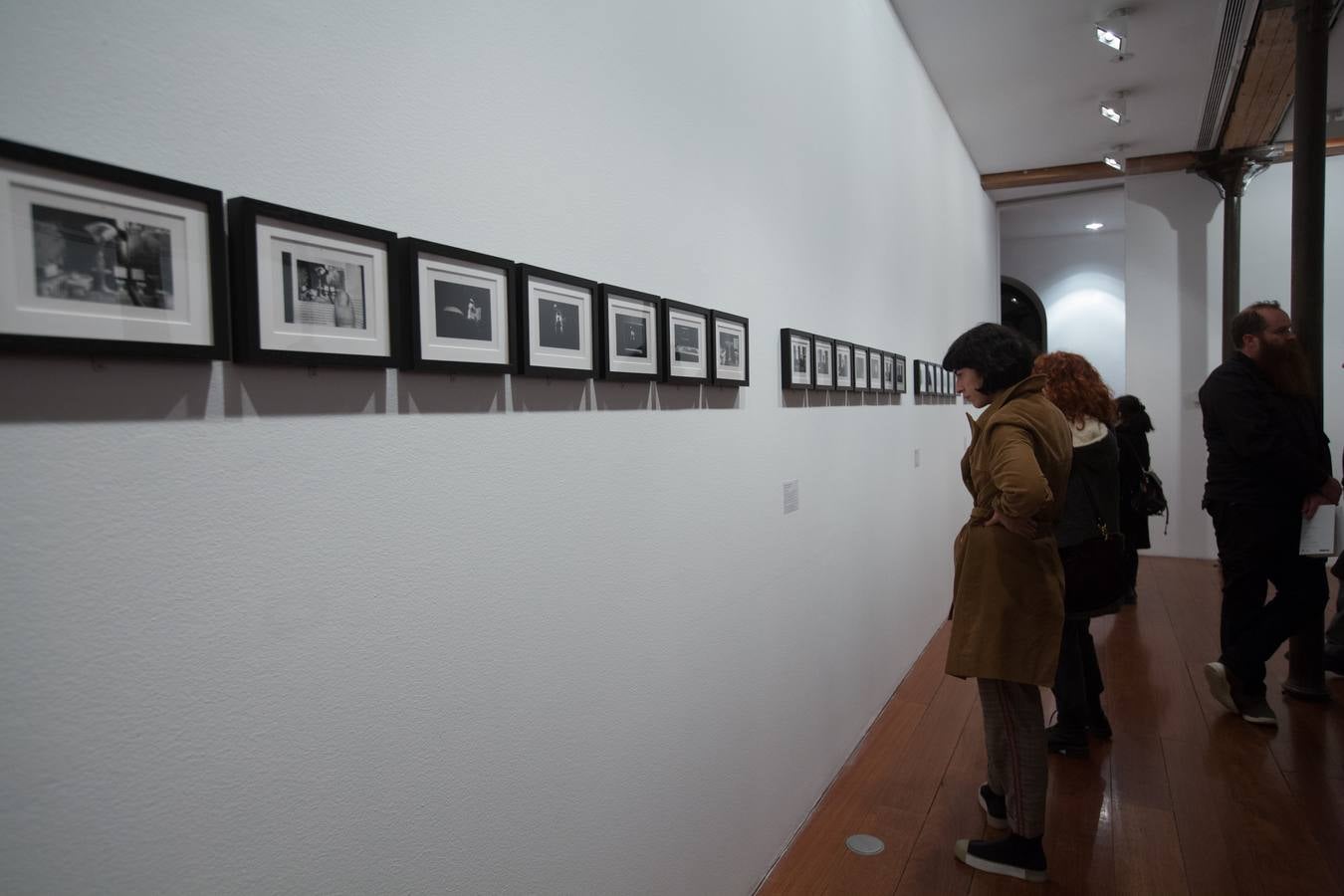 El museo acoge una retrospectiva del artista estadounidense que presentó batalla a la dictadura del instante decisivo