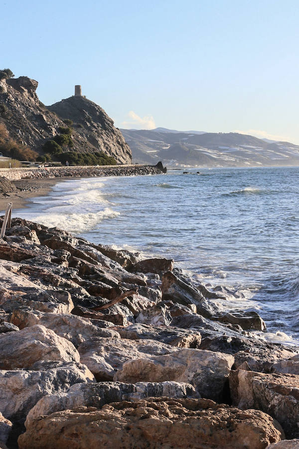 El ministerio de Medio Ambiente ya tramita un sistema de protección para este pueblo sin playa e intentará demostrar que la Posidonia no está allí