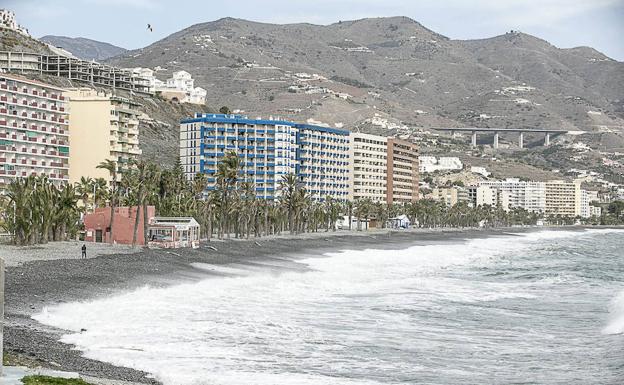 El aviso por fuertes vientos se mantendrá hasta las seis de la tarde.