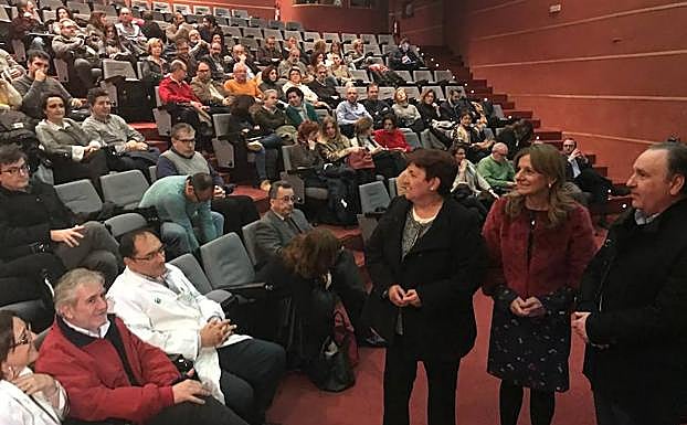 La consejera, en la reunión en la que ha avanzado los cambios.