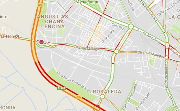 Una colisión en la Circunvalación de Granada genera varios kilómetros de retenciones