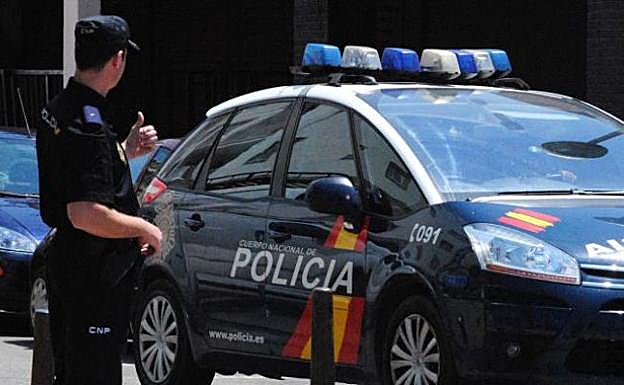 Un conductor sin carné da positivo en coca, cannabis, anfetas y metanfetas tras huir de la Policía