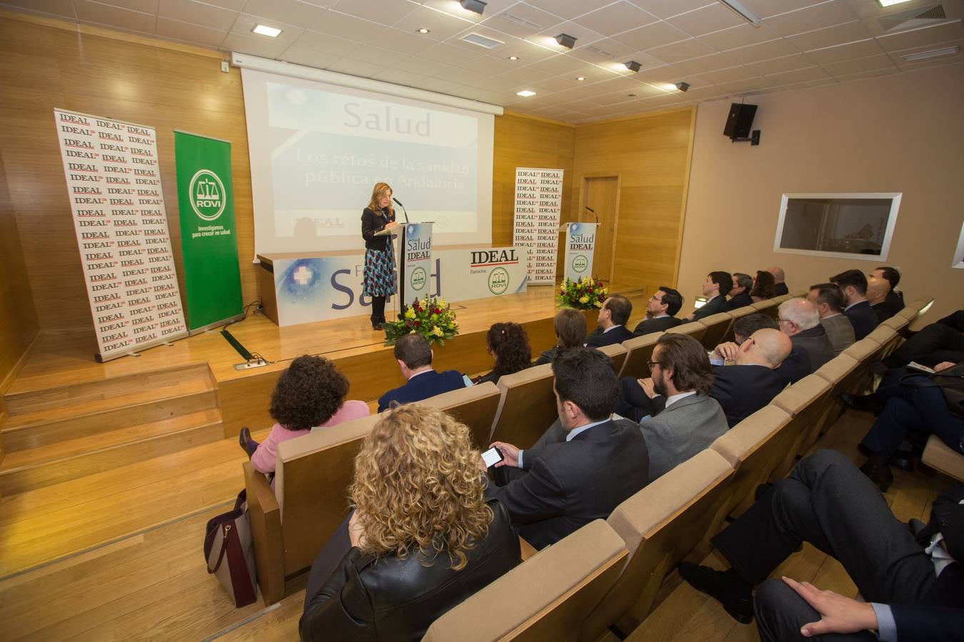 La consejera de Salud, Marina Álvarez, interviene en el Foro 'Los retos de la sanidad pública en Andalucía'