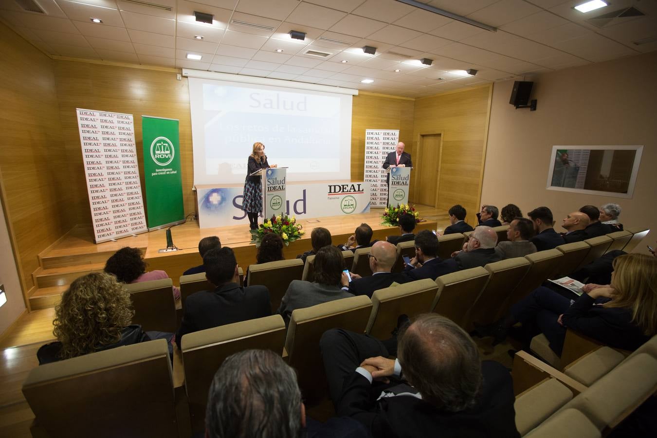 La consejera de Salud, Marina Álvarez, interviene en el Foro 'Los retos de la sanidad pública en Andalucía'