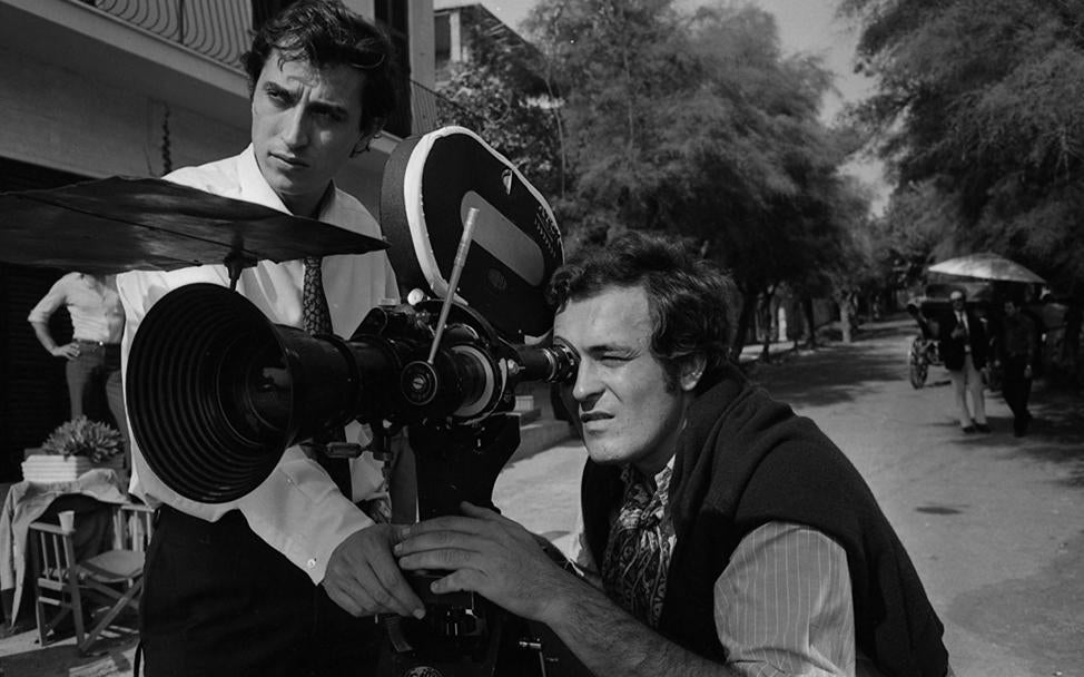 Bernardo Bertolucci durante el rodaje de 'El conformista' (1973).