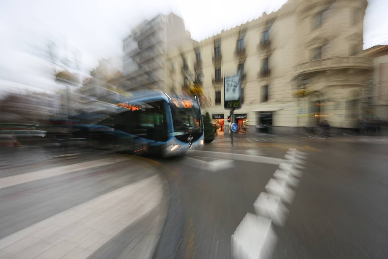 La línea se inaguró en junio de 2014, pero las quejas de los usuarios obligaron a hacer cambios a las pocas semanas