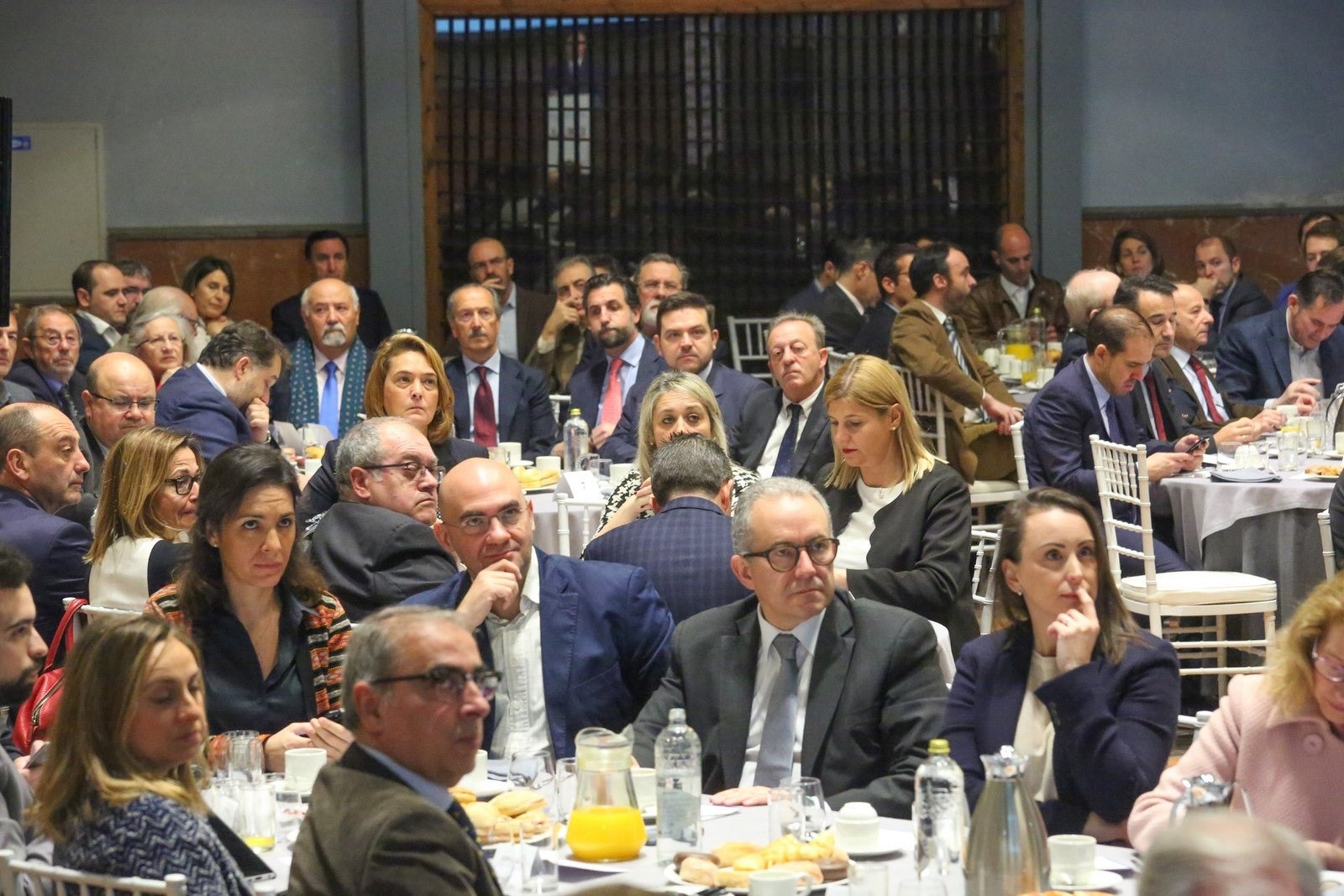 El comisario europeo de Acción por el Clima y Energía, Miguel Arias Cañete, interviene en un desayuno informativo organizado por IDEAL con el patrocinio de Endesa