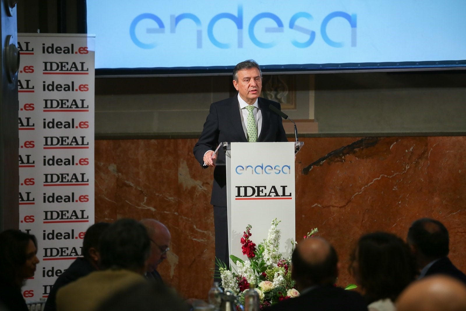 El comisario europeo de Acción por el Clima y Energía, Miguel Arias Cañete, interviene en un desayuno informativo organizado por IDEAL con el patrocinio de Endesa
