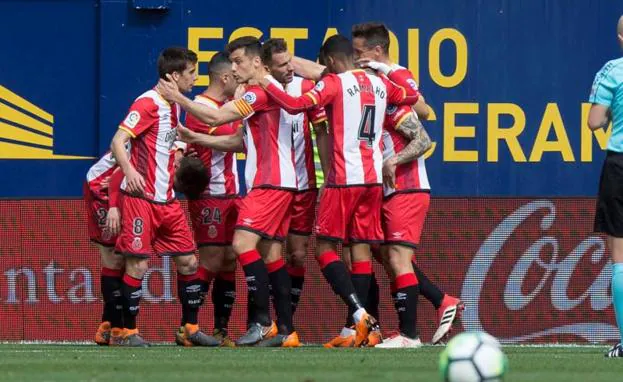 El Girona sorprende al Villarreal y se acerca a Europa