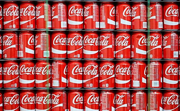 La bebida más sorprendente: Coca Cola lanza su refresco con alcohol