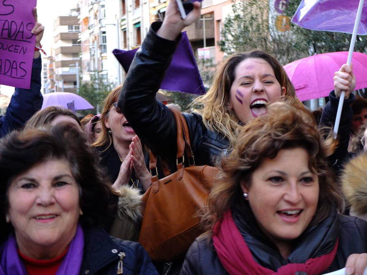 Así ha transcurrido la manifestación por el Día de la Mujer en Jaén