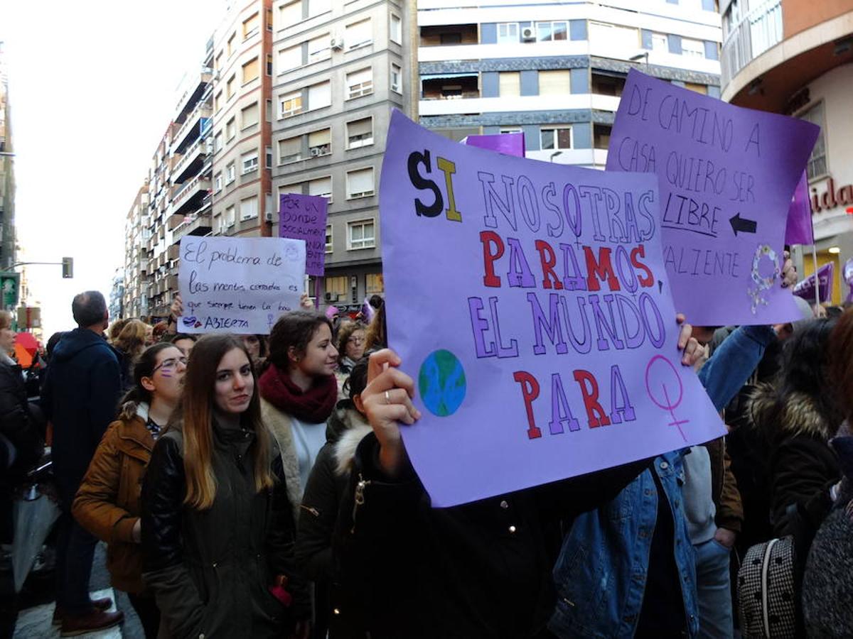 Así ha transcurrido la manifestación por el Día de la Mujer en Jaén