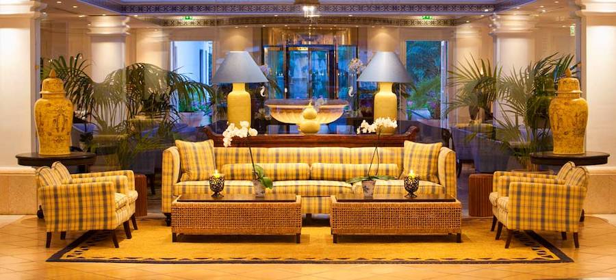 El hotel Seaside Grand Hotel Residencia, un establecimiento cinco estrellas de Gran Lujo, situado en Gran Canaria, fue galardonado con el premio al mejor hotel del mundo en base a las opiniones y experiencias de los clientes. También fue designado como el mejor hotel sostenible