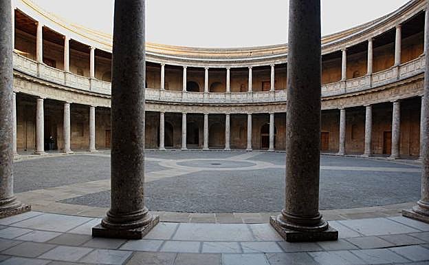 La Alhambra se suma al 'PiDay' con un paseo matemático por el Palacio de Carlos V